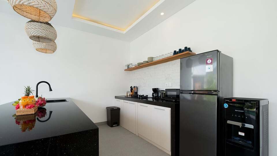 5 Star Villa Kuwait - Contemporary Tropical Escape