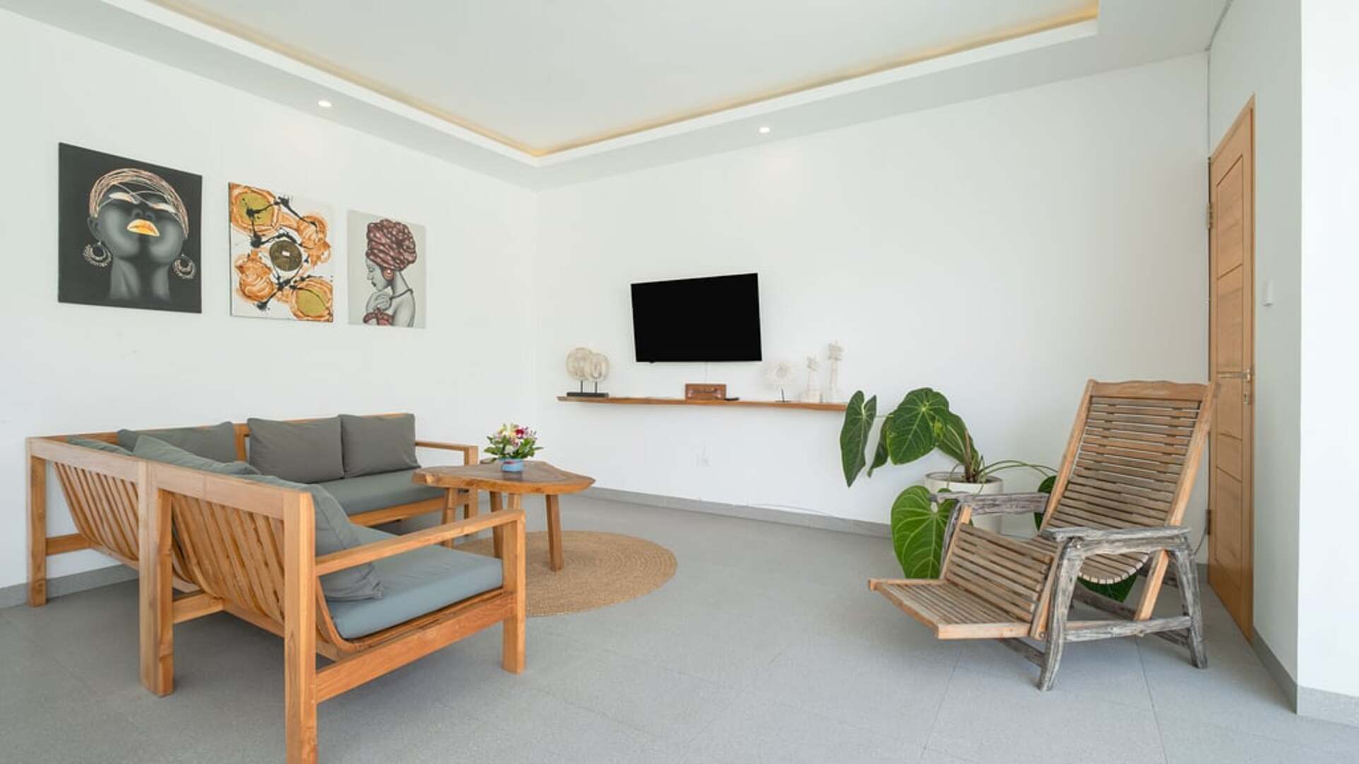 5 Star Villa Kuwait - Contemporary Tropical Escape