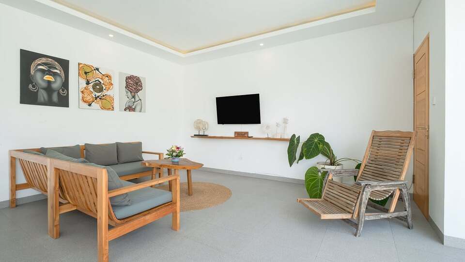 5 Star Villa Kuwait - Contemporary Tropical Escape