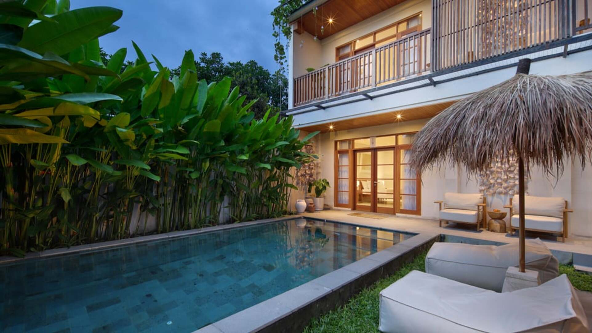 5 Star Villa Reviva - Contemporary Seminyak Escape