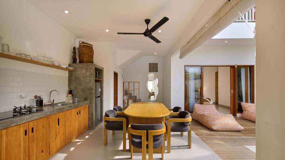 5 Star Villa Cinta Rose – Tropical Elegance