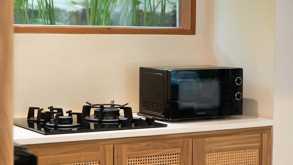 5 Star Lexington Palace Villa – Private Tropical Estate