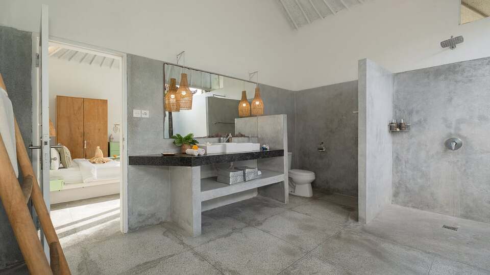 5 Star Villa Mas 3 Seminyak – Chic Tropical Escape