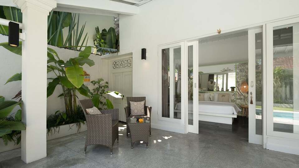 5 Star Villa Mas 3 Seminyak – Chic Tropical Escape
