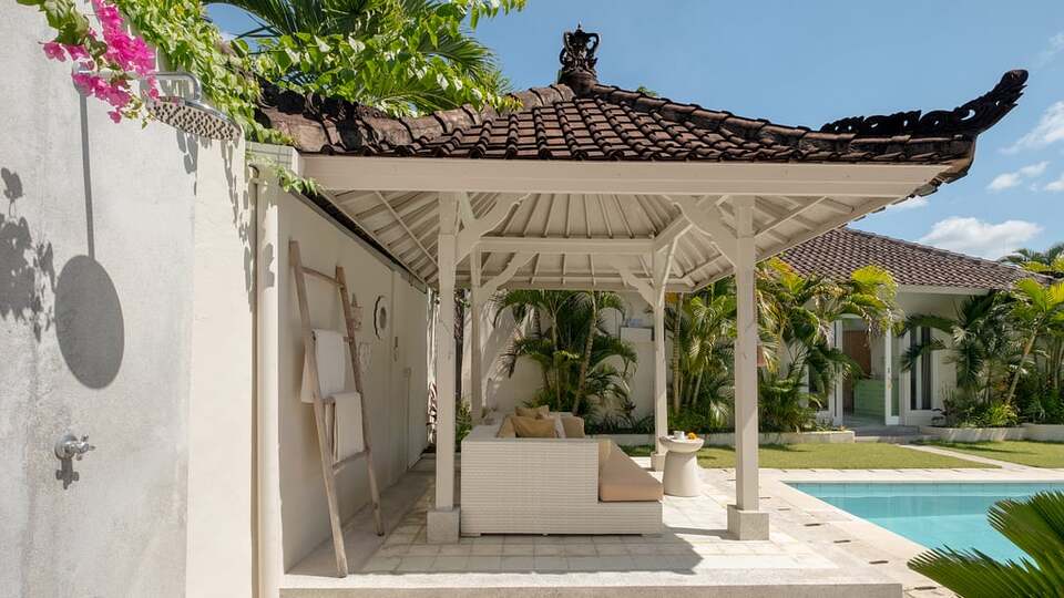 5 Star Villa Mas 3 Seminyak – Chic Tropical Escape