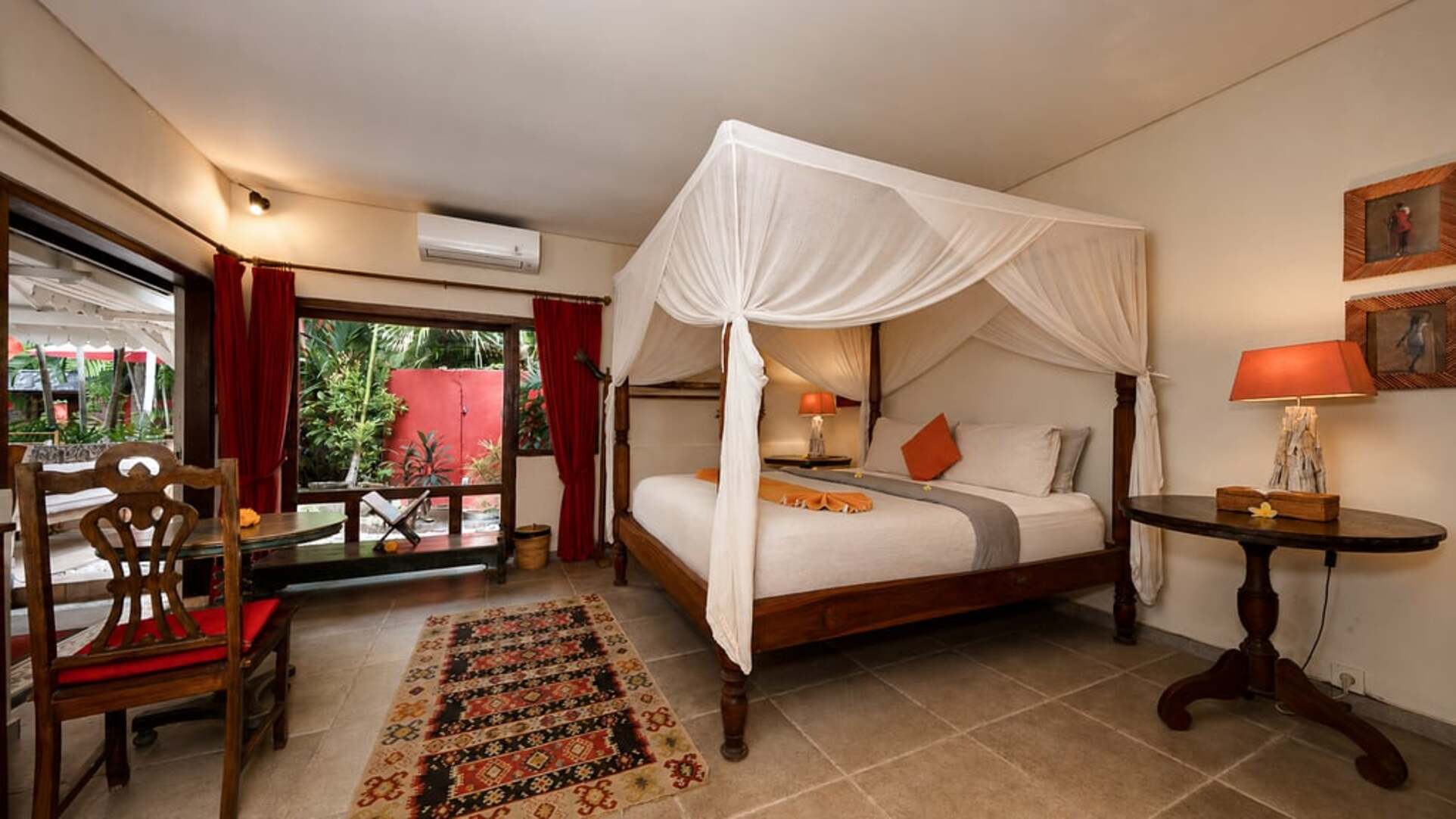 5 Star Villa Hangat – Tropical Balinese Sanctuary