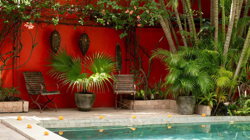 5 Star Villa Hangat – Tropical Balinese Sanctuary