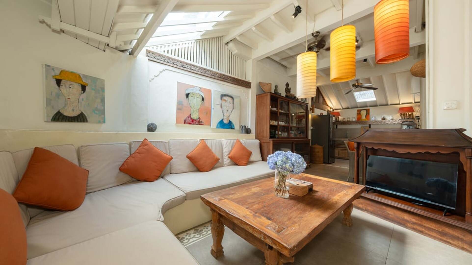 5 Star Villa Hangat – Tropical Balinese Sanctuary
