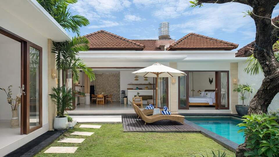 5 Star Villa Victoria 2 – Tropical Seminyak Retreat, Seminyak, Indonesia