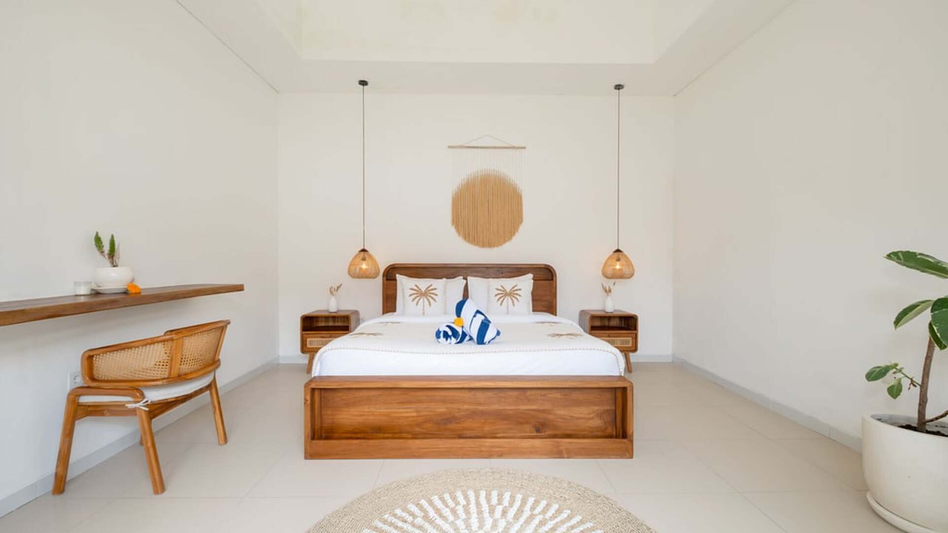 5 Star Villa Victoria 2 – Tropical Seminyak Retreat