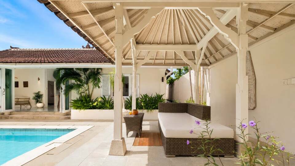 5 Star Villa Mas 4 Seminyak – Elegant Island Retreat