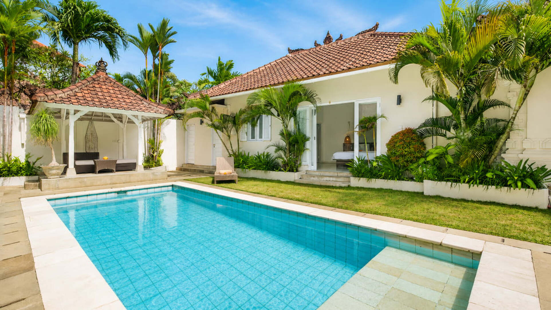 5 Star Villa Mas 4 Seminyak – Elegant Island Retreat