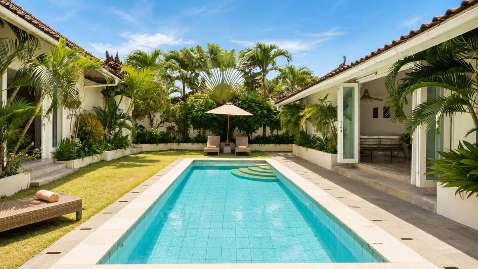 5 Star Villa Mas 4 Seminyak – Elegant Island Retreat