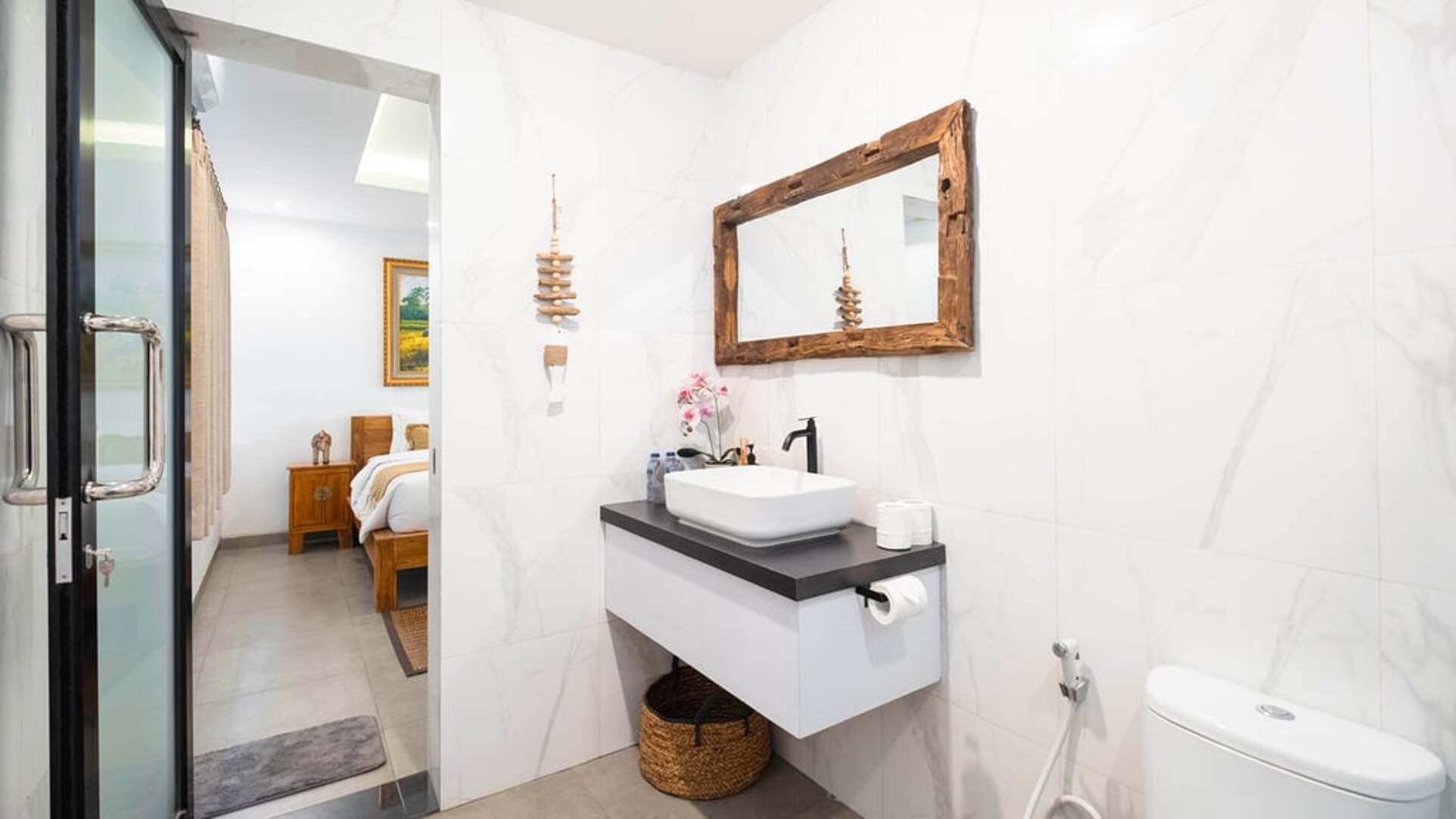 5 Star Villa Ambalika - Seminyak Serenity