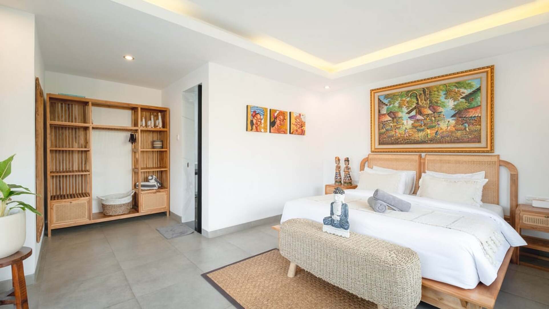 5 Star Villa Ambalika - Seminyak Serenity