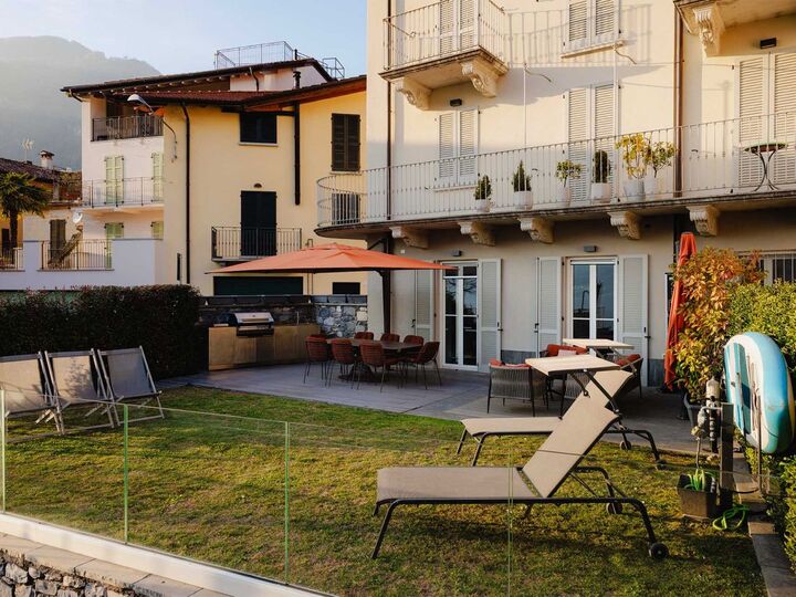 5 Star Vita B – Luxurious Lakefront Escape