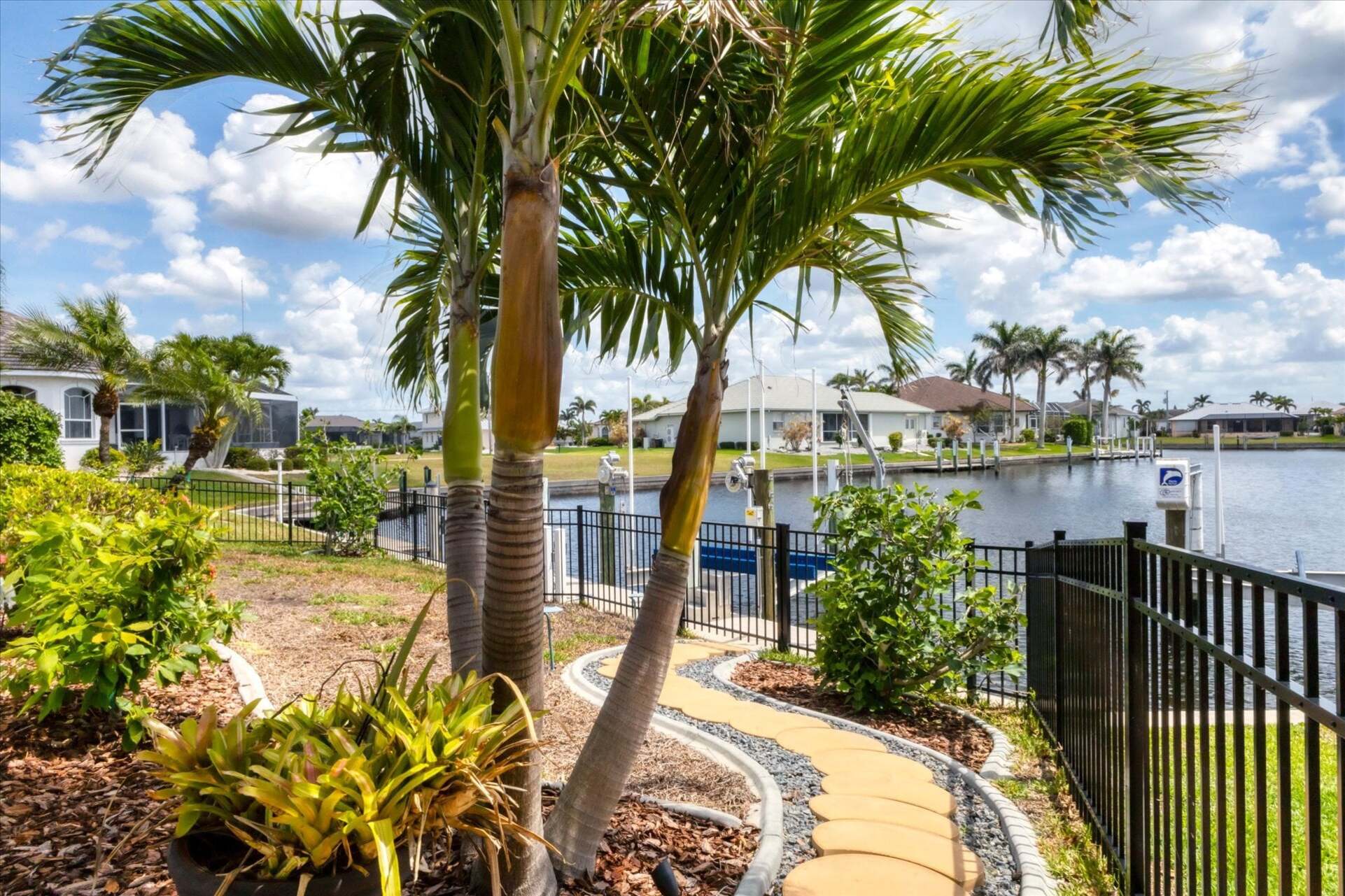 Boat Dock & Boat Lift Not Available