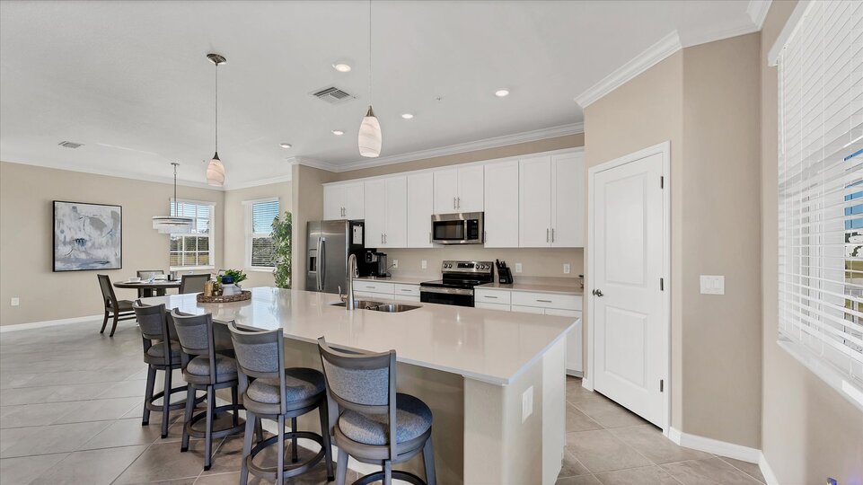 Gorgeous, fully-equipped kitchen with all new appliances and large kitchen island that seats 4