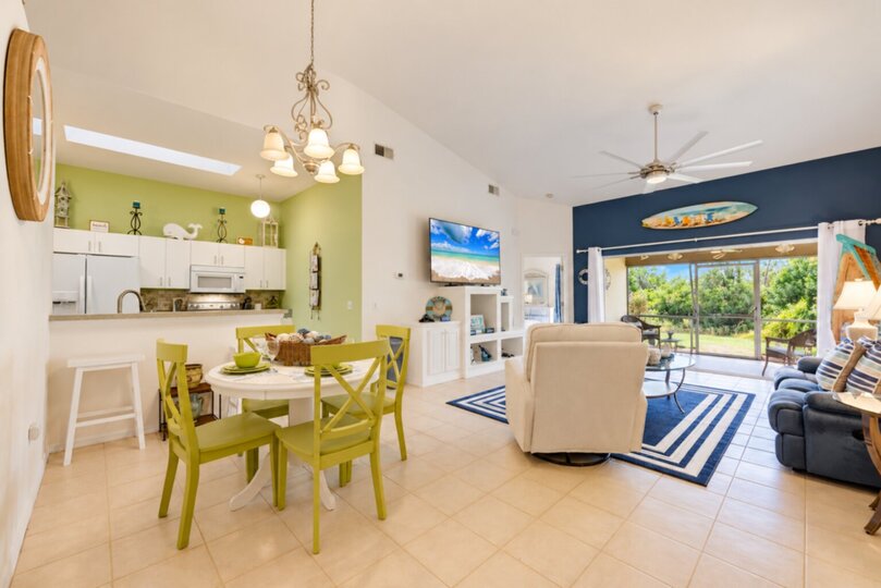 Cozy Condo with Balcony in Punta Gorda, 6339, Punta Gorda, United States