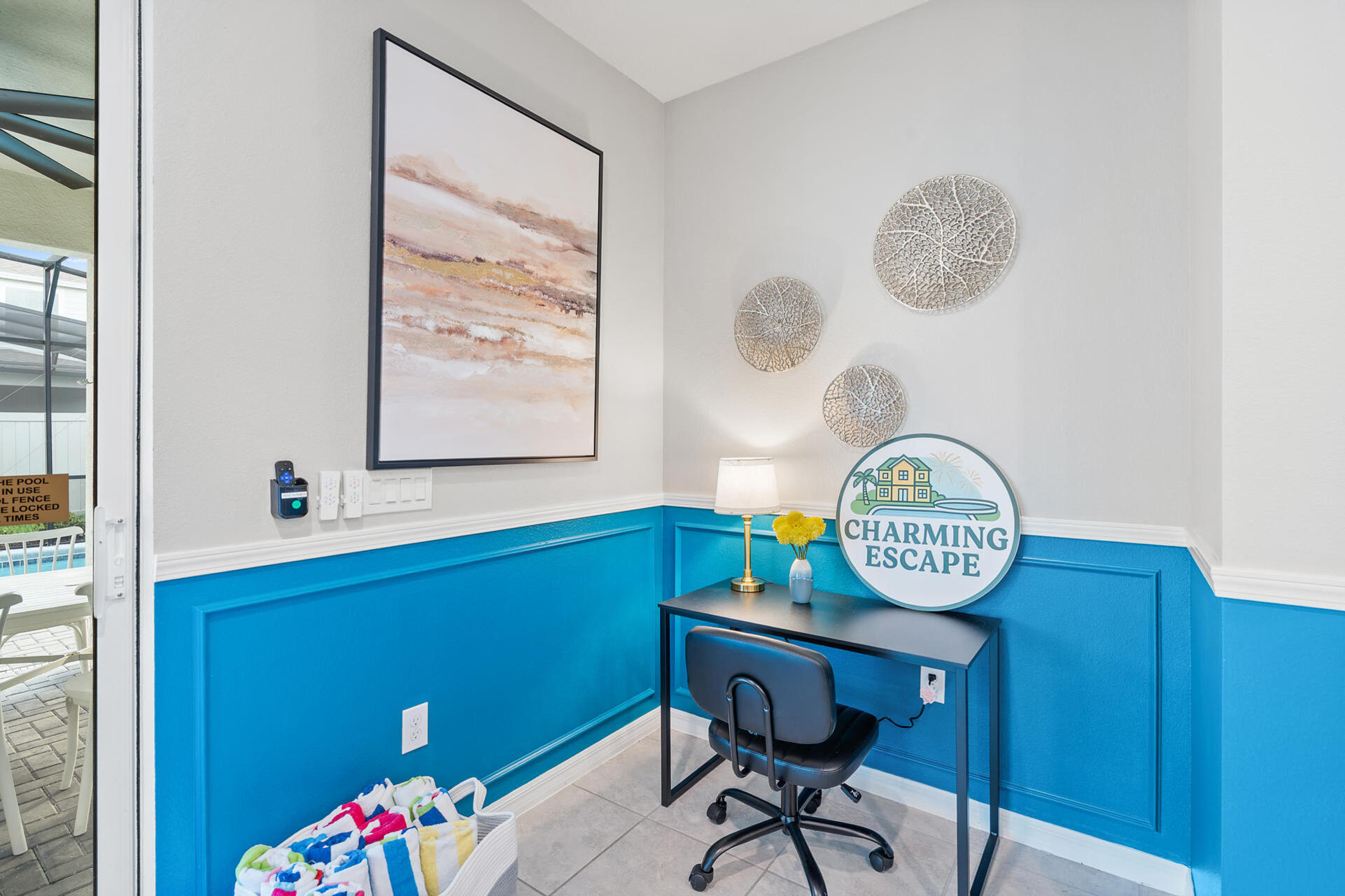 Desk & Chair
