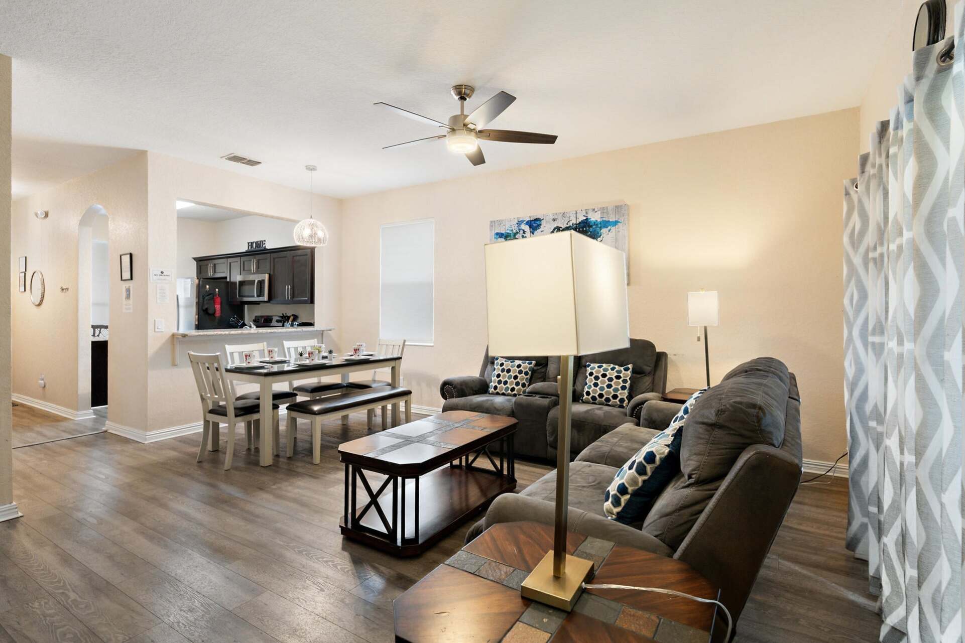 Living / Dining