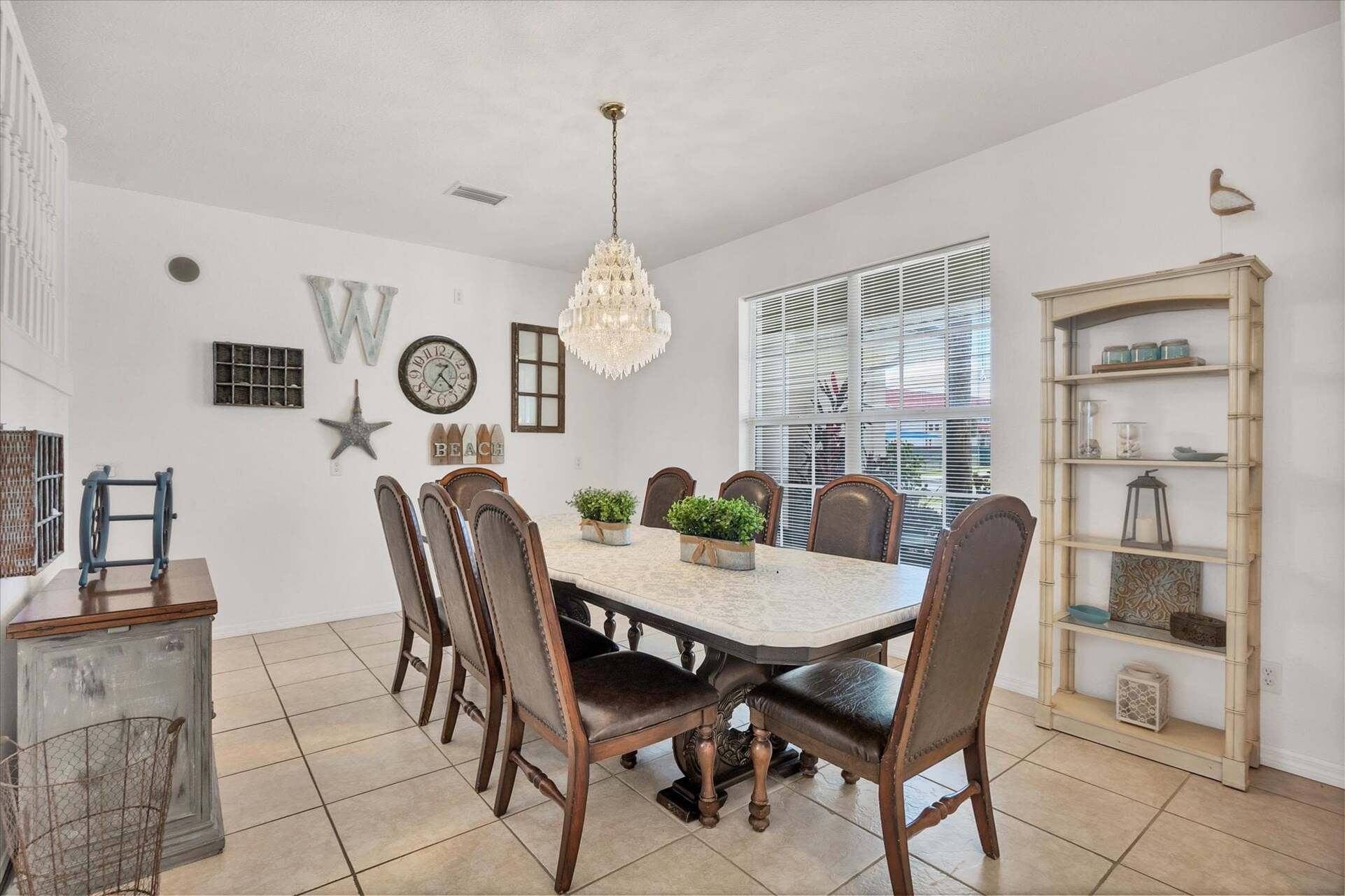 Large dining room. Dining table seats 8