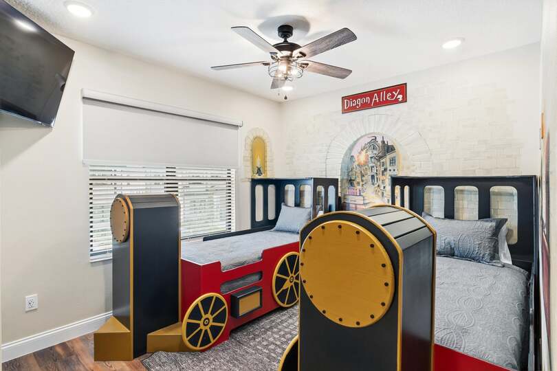 Two Twins Suite Bedroom 6 Upstairs Attached Bathroom
55" Smart TV - Harry Potter Theme