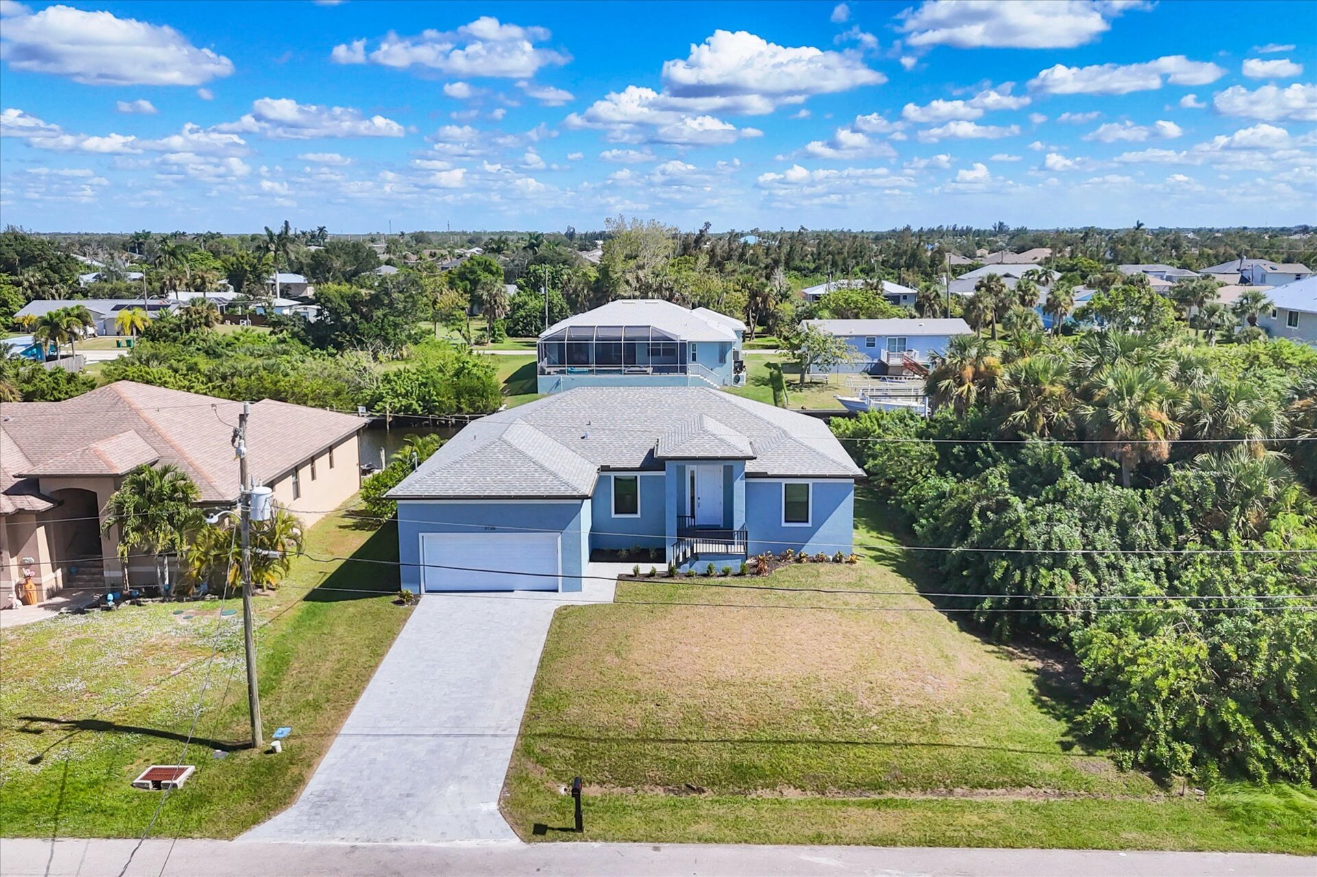 Brand new 4bedroom, 2 bathroom private pool waterfront home in Punta Gorda, FL