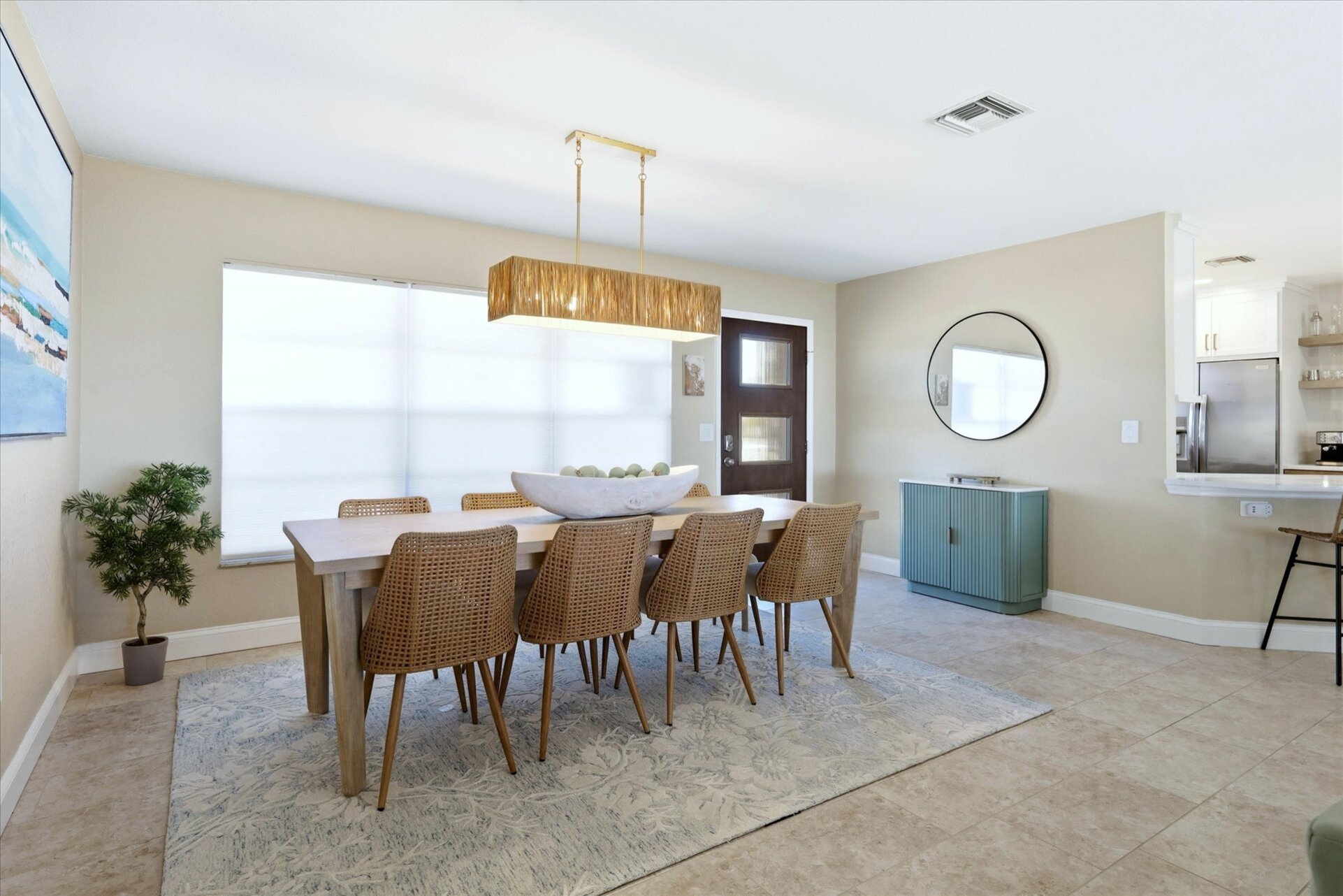 Dining area. Dining table seats 10