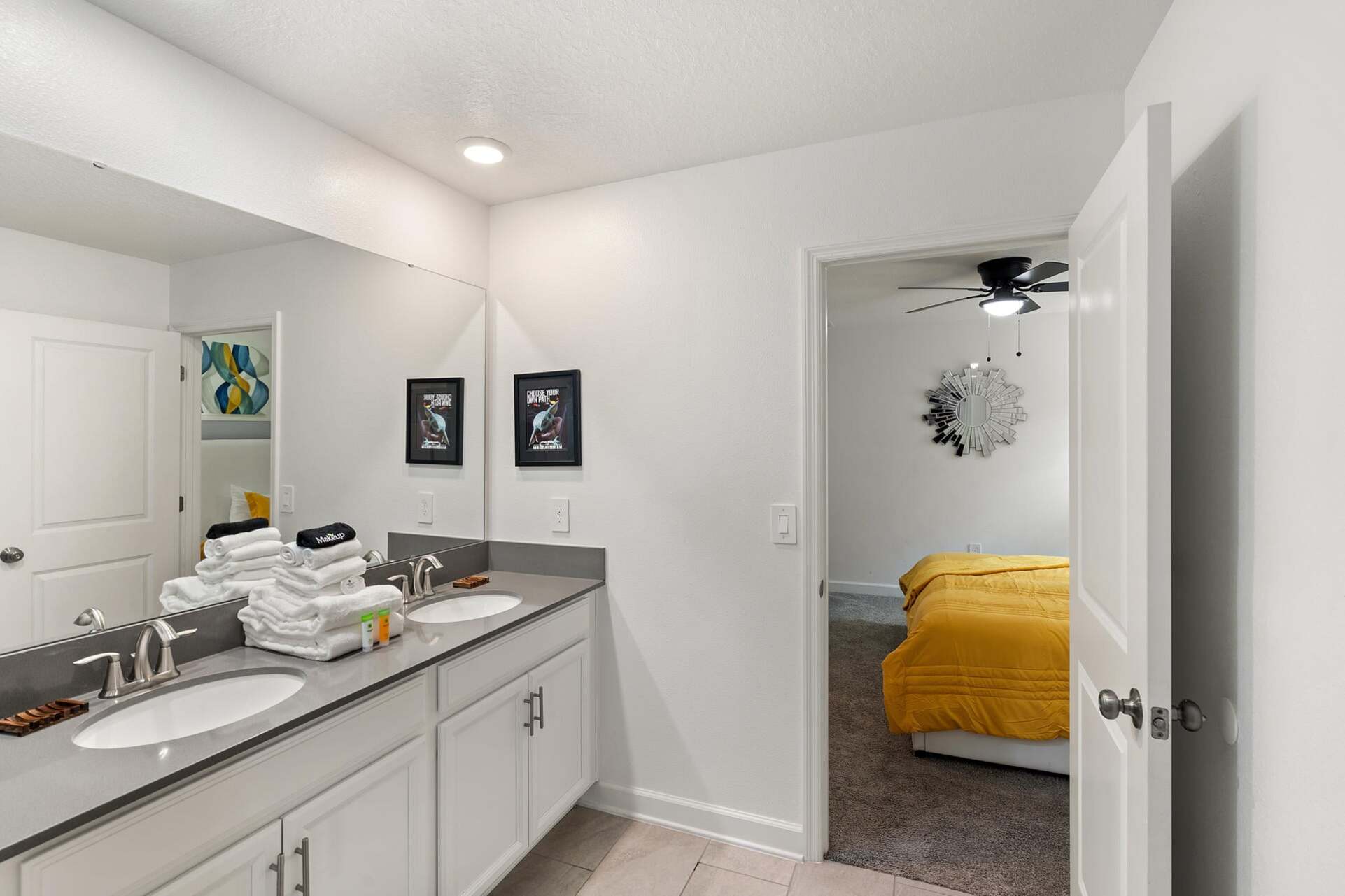 Jack N Jill Bathroom 4 Upstairs Shower (Beds 3 & 8)