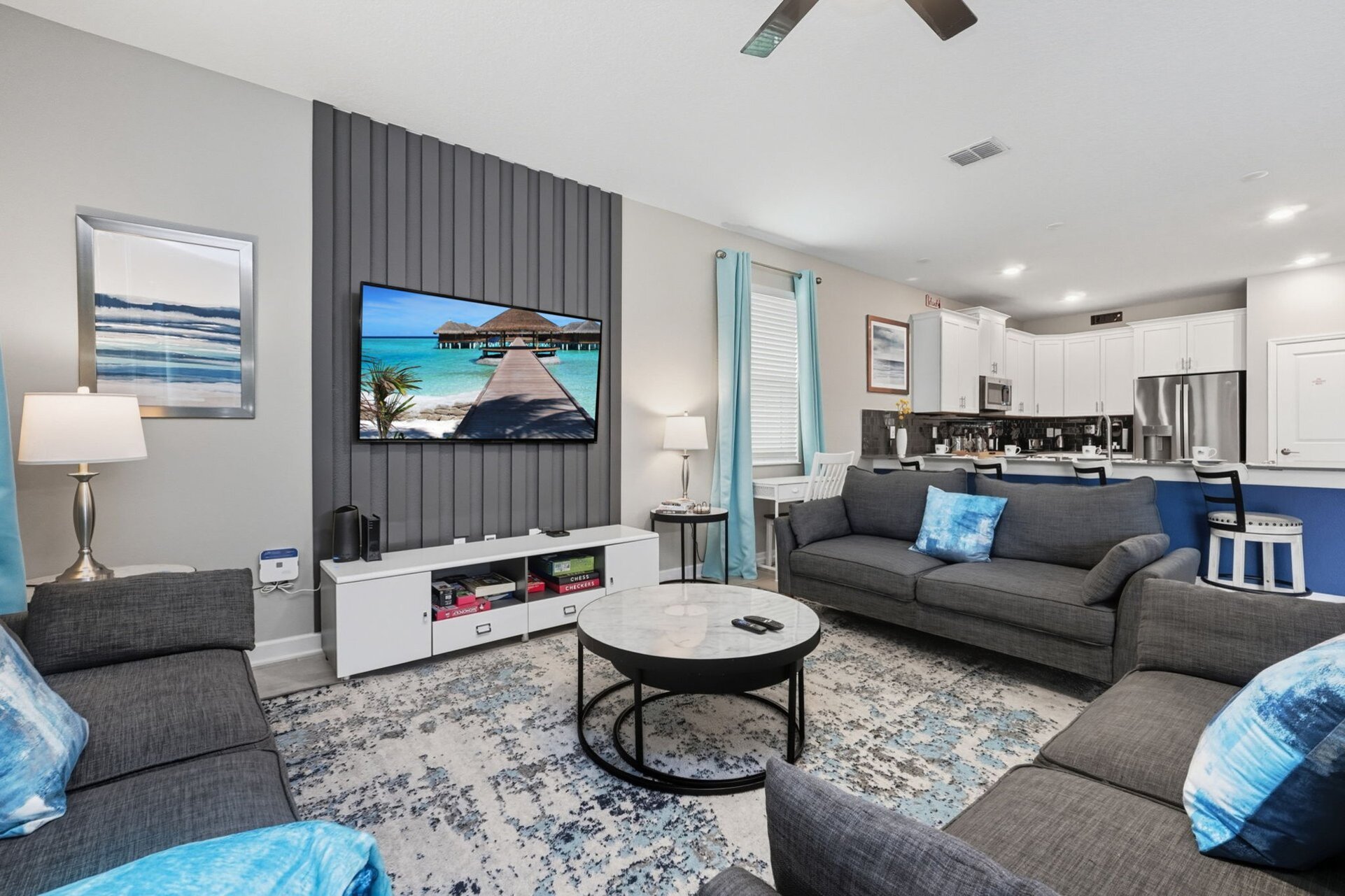 Stunning 10 Bedroom Home in Davenport, 6705