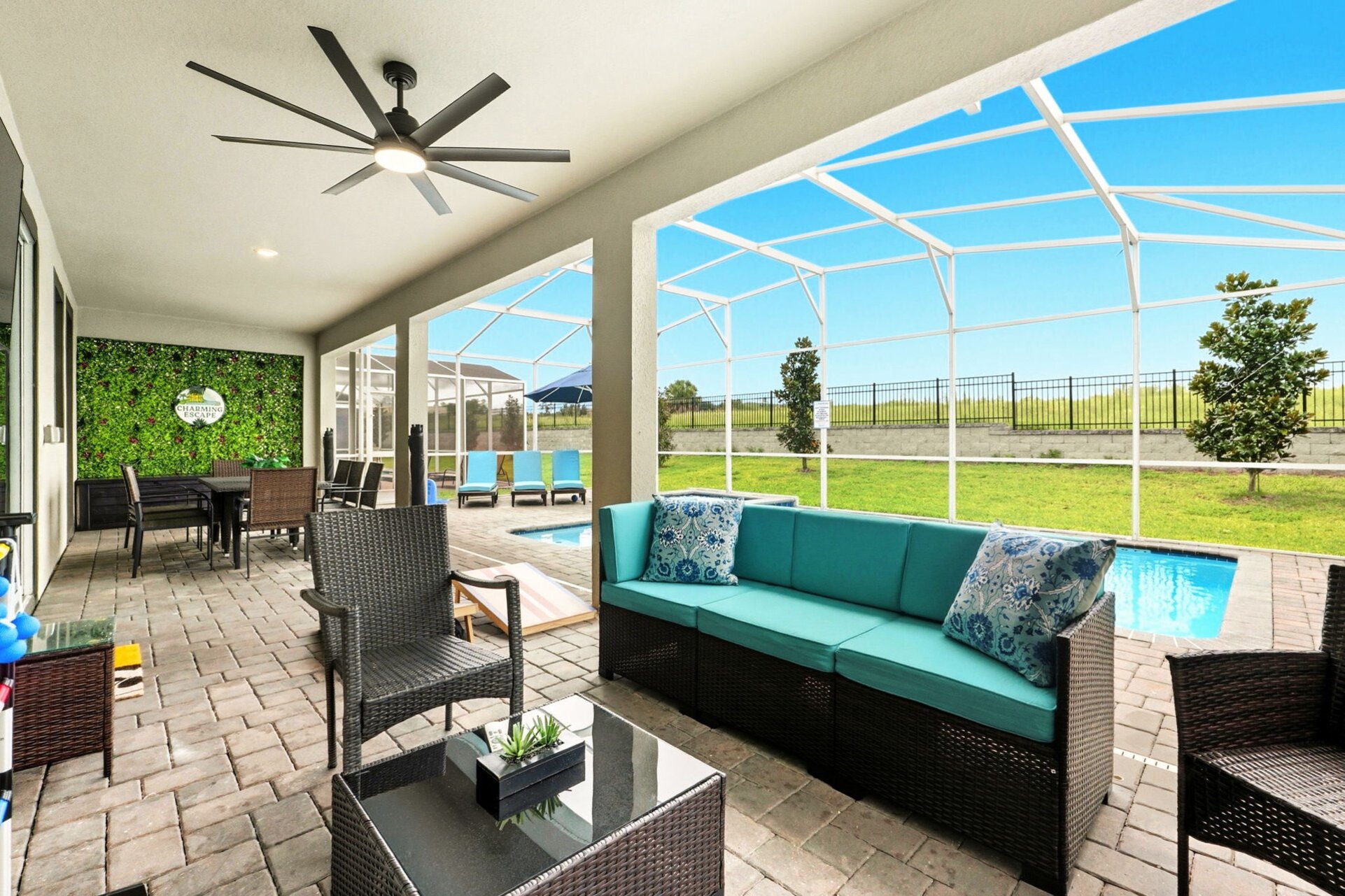 Stunning 10 Bedroom Home in Davenport, 6705