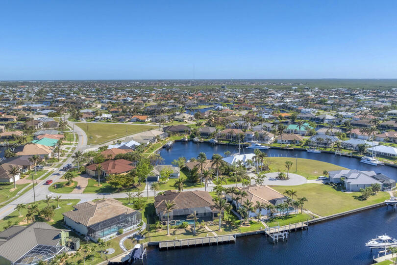 Beautiful 3 bedroom, 2 bathroom waterfront home in Punta Gorda