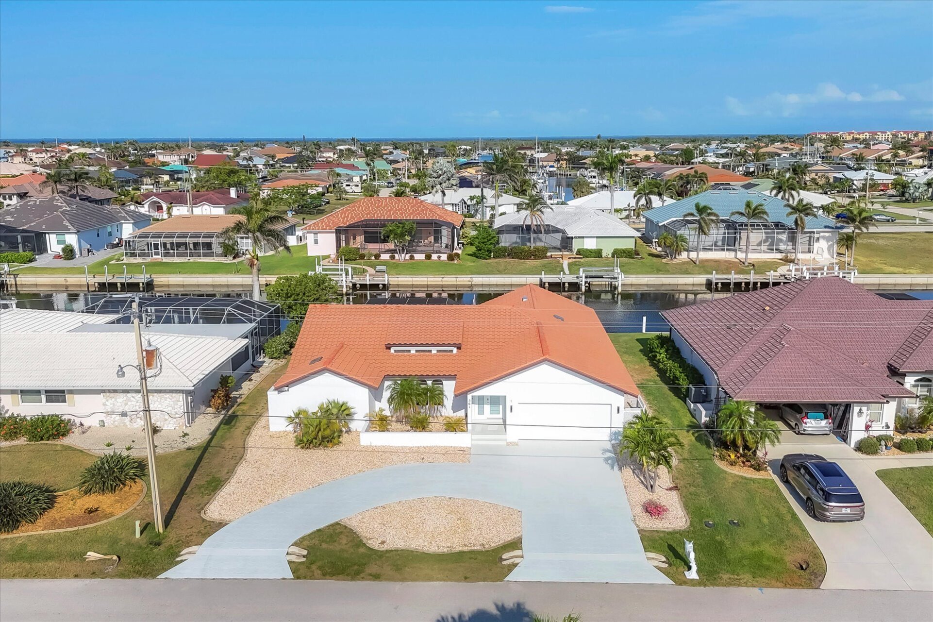 Beautiful 3-Bedroom, 2-Bathroom Canal-front home with Private West facing Pool in Punta Gorda, FL