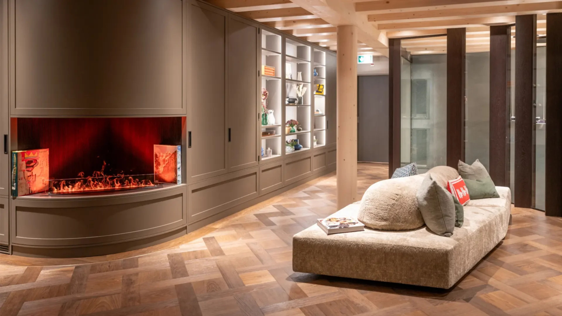 Elegant Mountain Lodge with Private Lift Access
