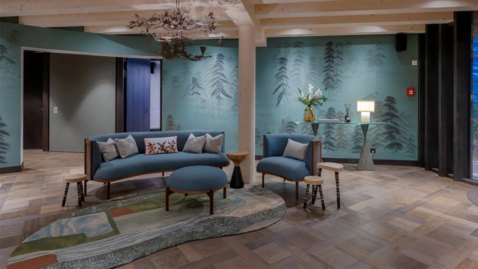 Elegant Mountain Lodge with Private Lift Access